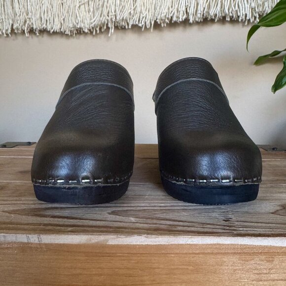 Maguba Stockholm Olive Green Genuine Leather Dark Wood Heeled Mule Clog Size 6 - Picture 3 of 15